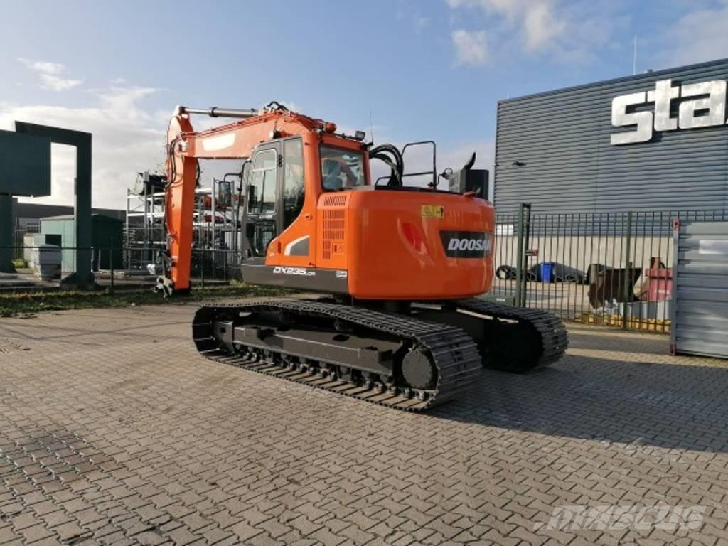 Doosan DX 235 LCR-5 Гусеничные экскаваторы