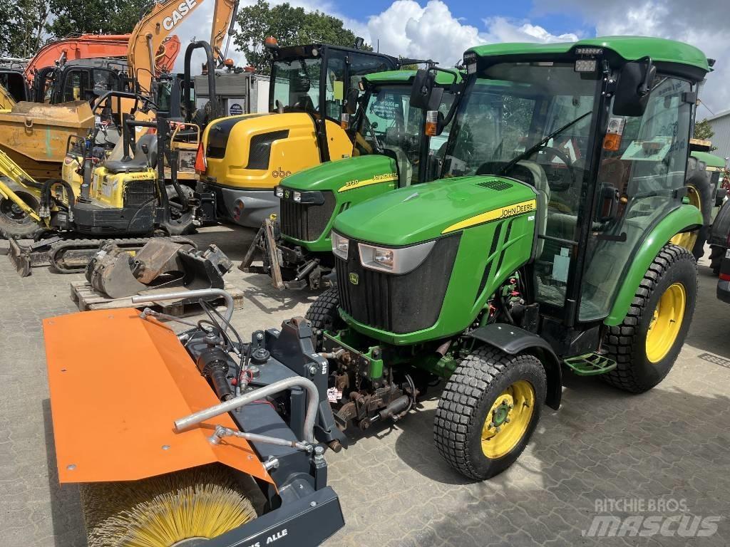 John Deere 3045 R Коммунальные тракторы