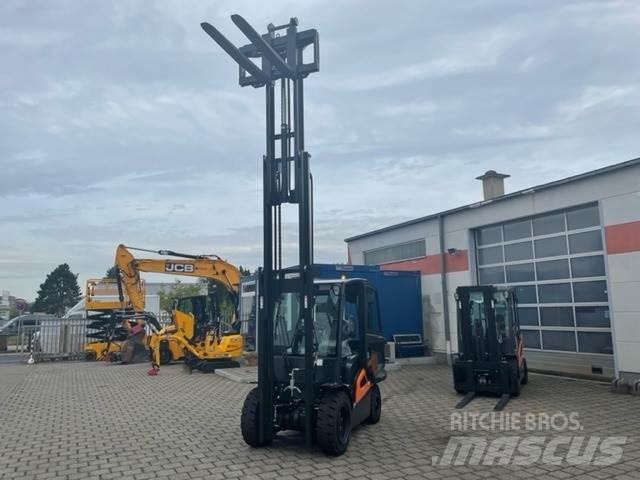 Doosan D35C-9 Дизельные погрузчики