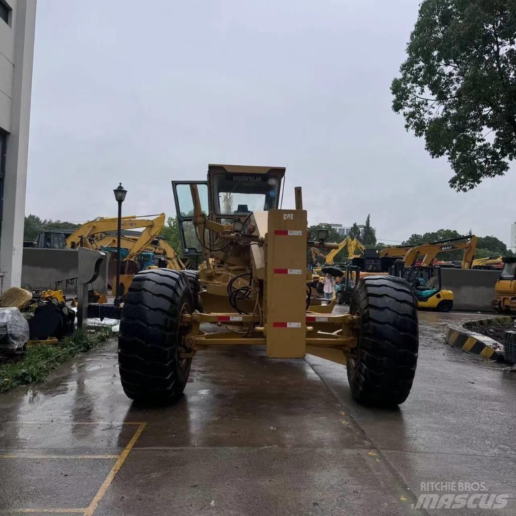 CAT 16G Грейдеры