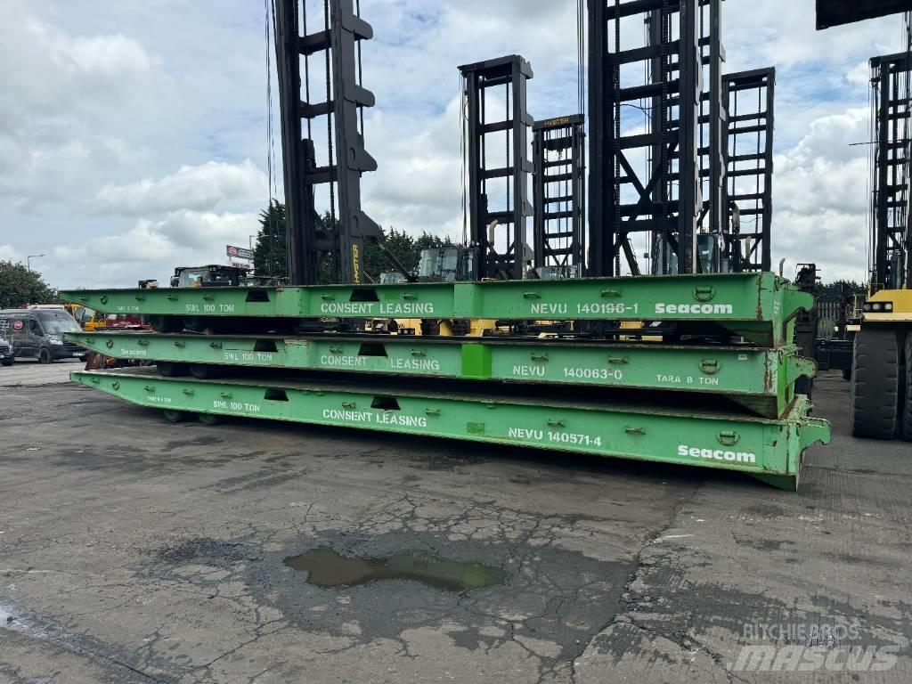 Seacom 100t (40ft) Портовые погрузчики