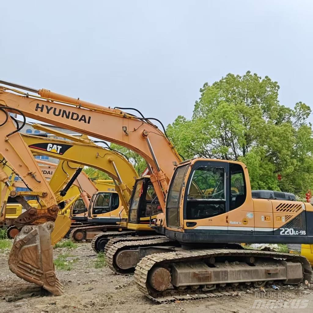 Hyundai Robex 220-9 Гусеничные экскаваторы
