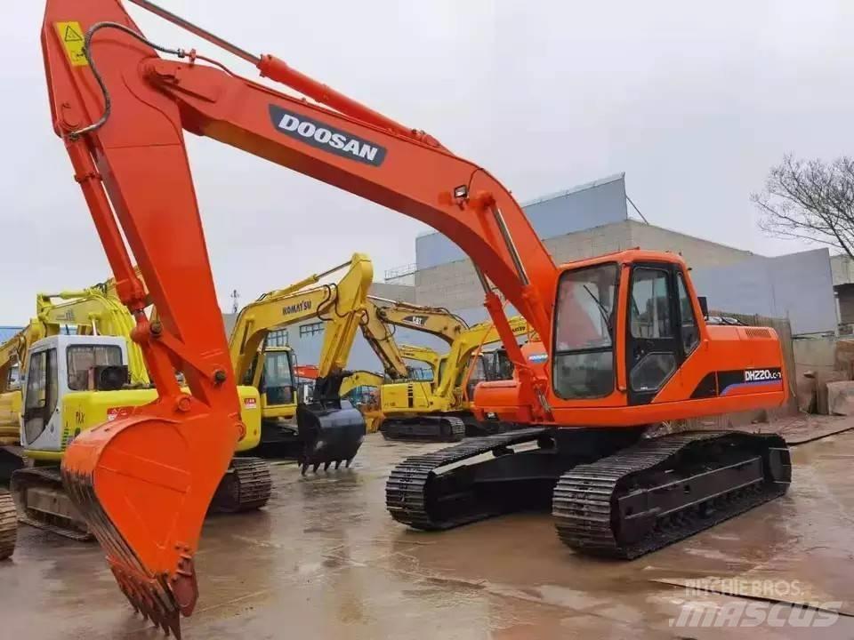 Doosan DH 220 Гусеничные экскаваторы