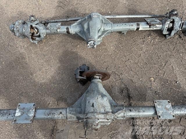 SkyJack sj8831 axles Ножничные подъемники