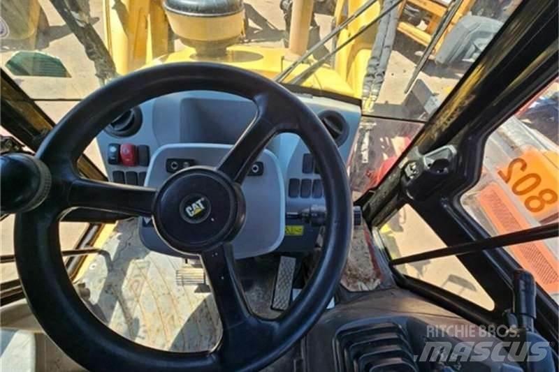 CAT 426F2 TLB Экскаваторы-погрузчики