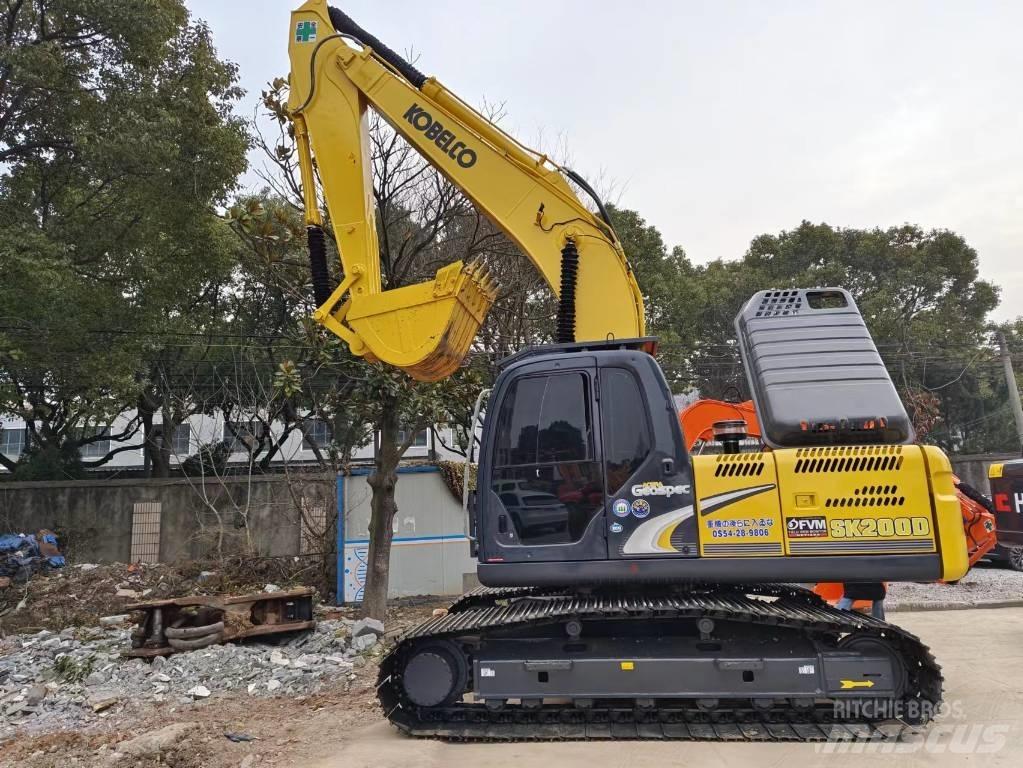 Kobelco SK200D Гусеничные экскаваторы