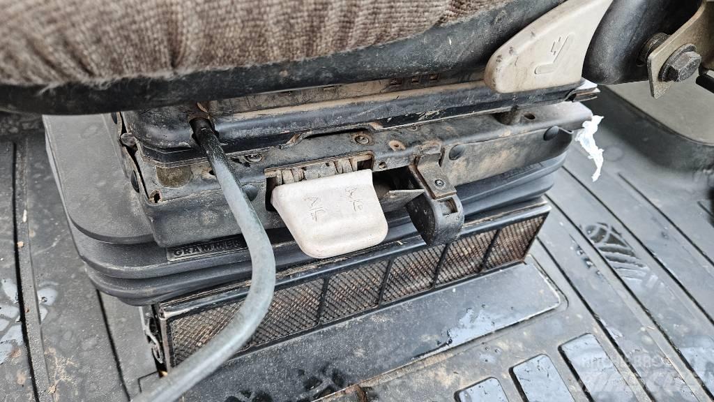 CASE 695SM Экскаваторы-погрузчики