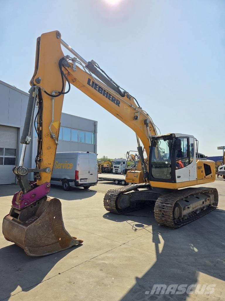 Liebherr R 922 SLC Гусеничные экскаваторы