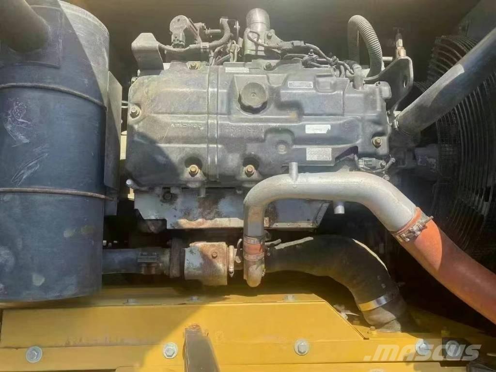 Sany SY 215 C Гусеничные экскаваторы