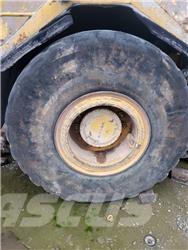 Volvo A25 Шины и колёса