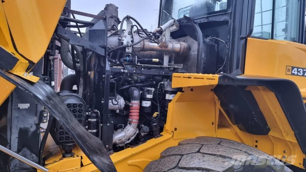 JCB 437 HT Фронтальные погрузчики