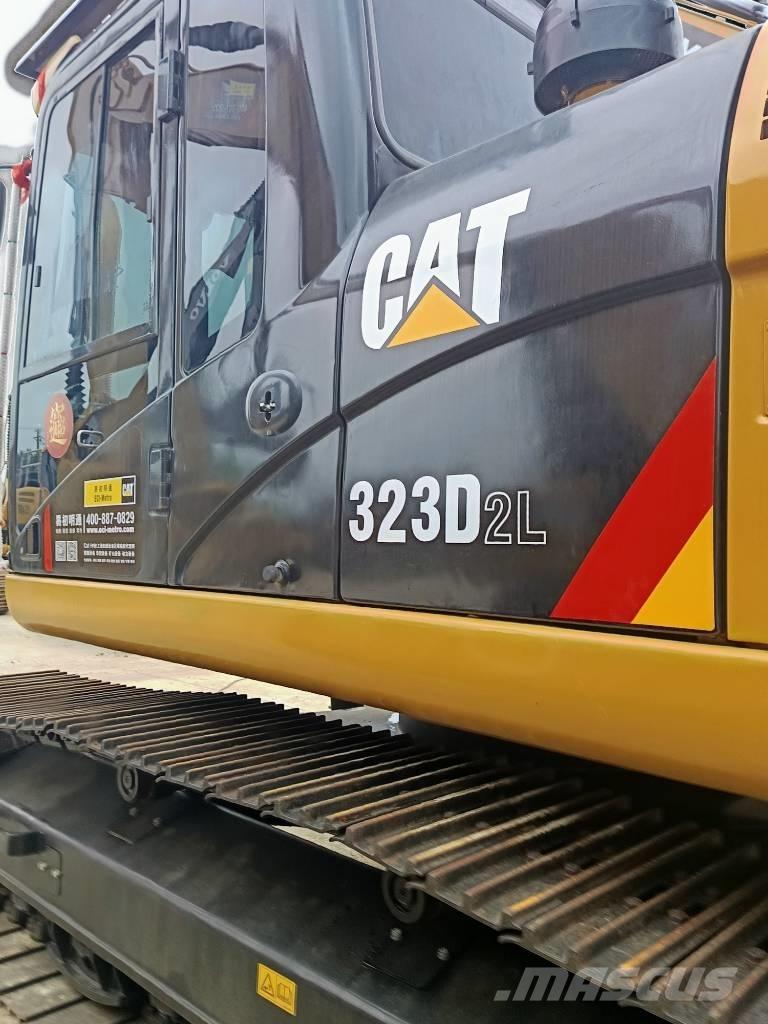 CAT 323 D2L Гусеничные экскаваторы