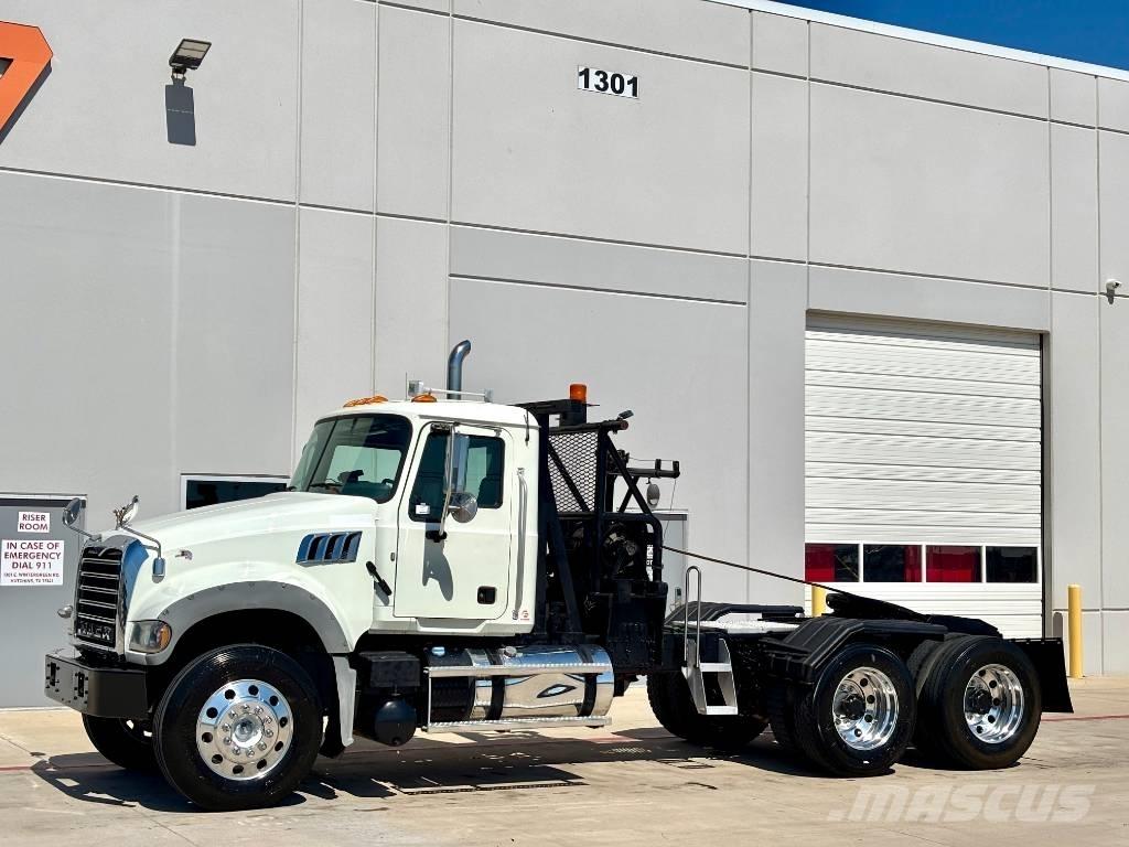 Mack GU713 Грузовые эвакуаторы
