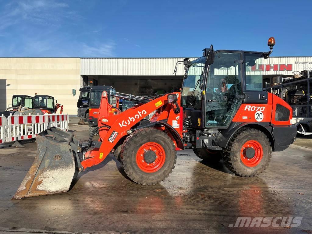 Kubota R 070 Фронтальные погрузчики