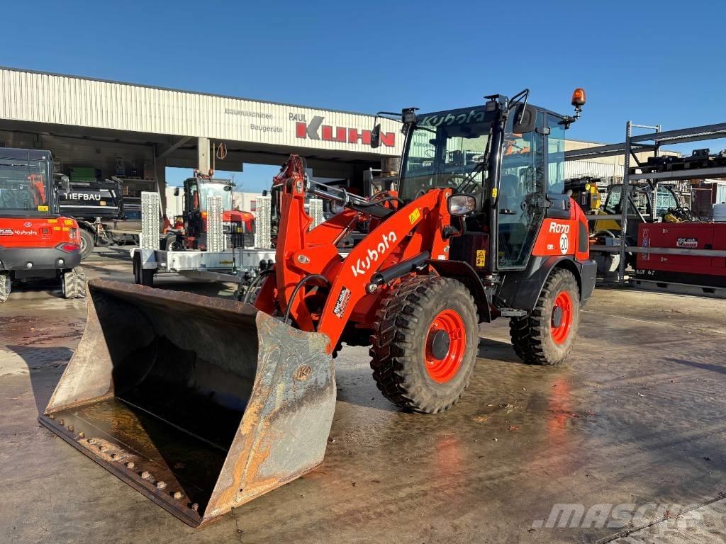 Kubota R 070 Фронтальные погрузчики