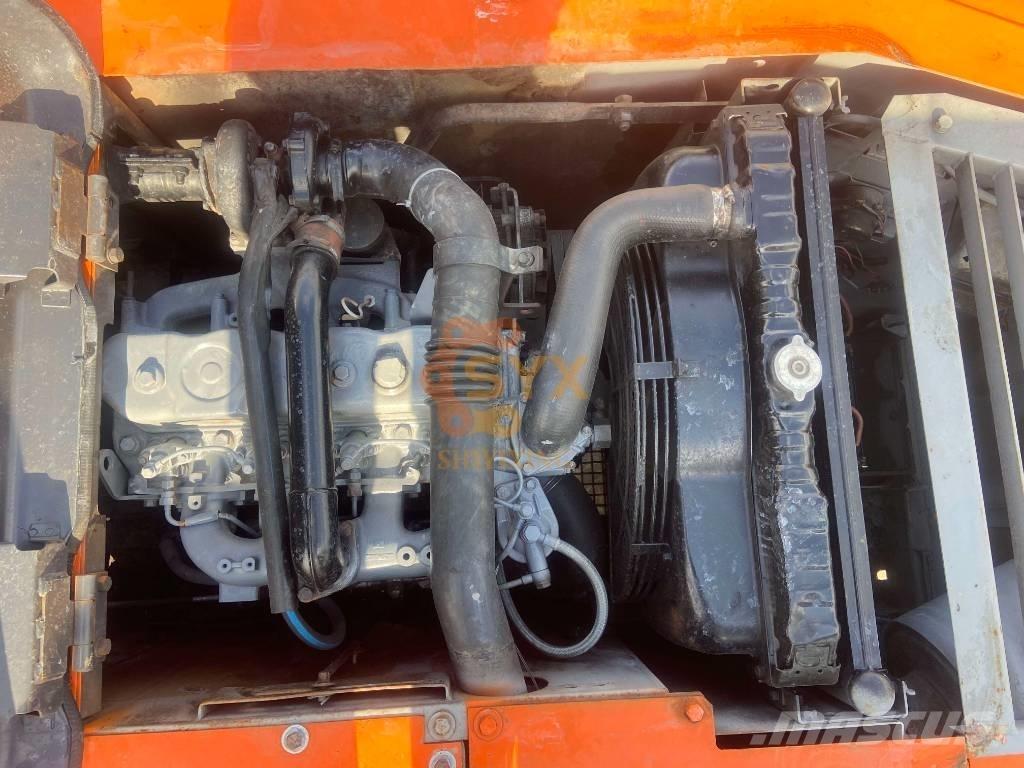 Hitachi EX 120 Гусеничные экскаваторы