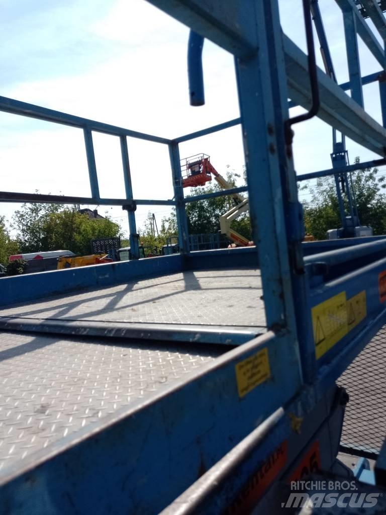 Genie GS 4390 Ножничные подъемники