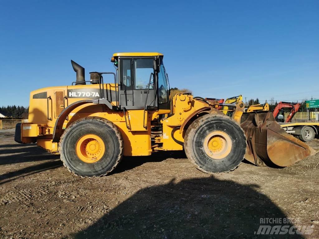 Hyundai HL 770-7 A Фронтальные погрузчики