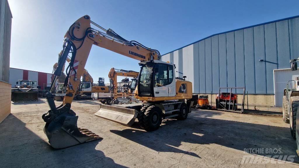 Liebherr A 920 Колёсные экскаваторы