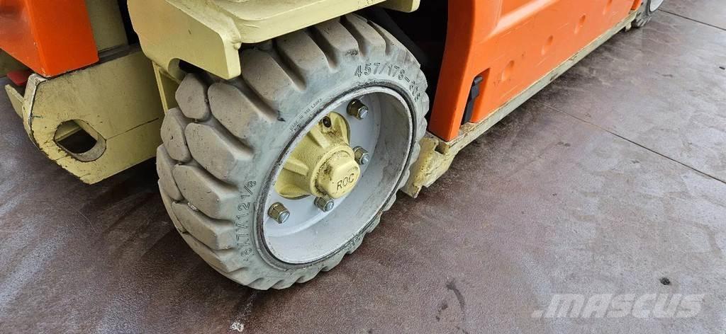 JLG TOUCAN 1210 Разные подъемники и вышки