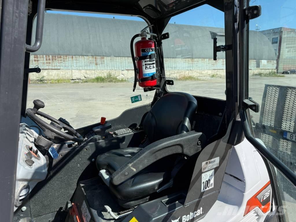 Bobcat L 28 Телескопические погрузчики