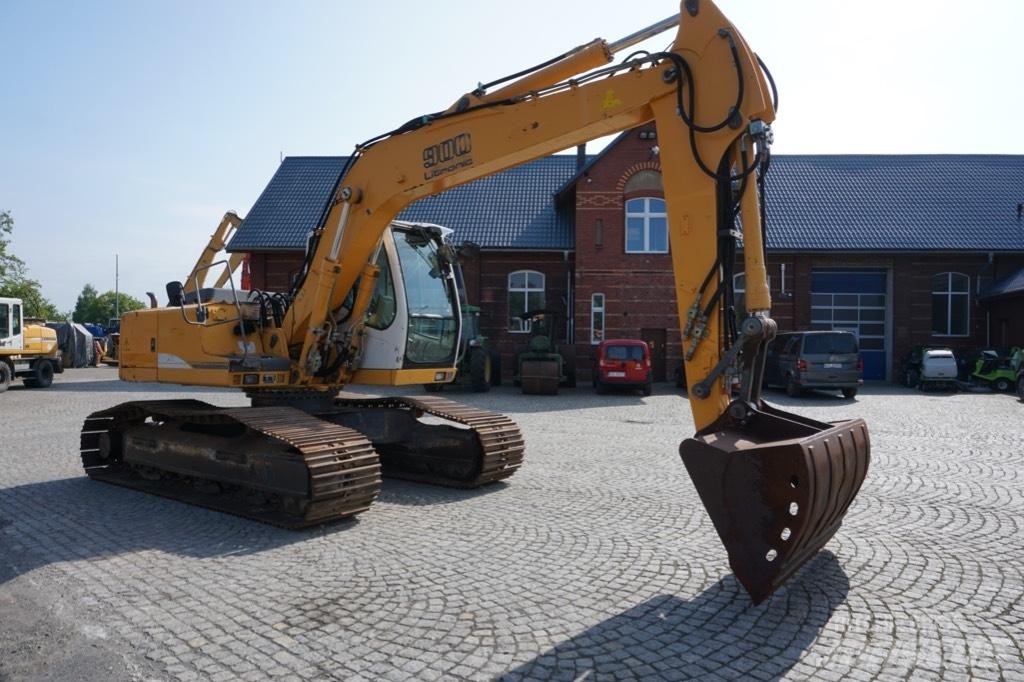Liebherr R 900 C Гусеничные экскаваторы