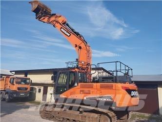 Doosan DX 300 LC Гусеничные экскаваторы