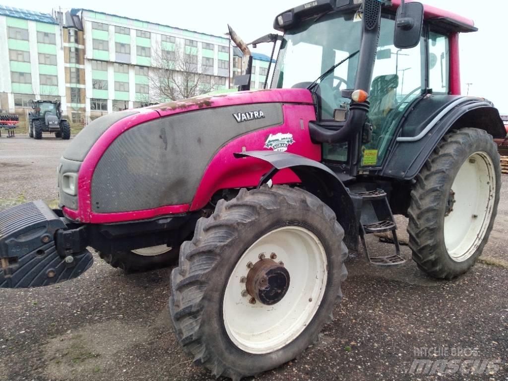 Valtra T 151 E Трактора