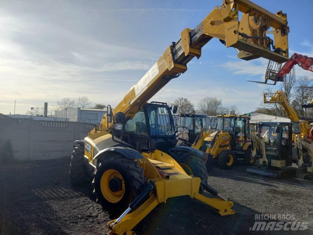 JCB 535-140 Телескопические погрузчики