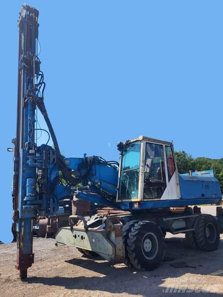 Sennebogen ZM19T Вибропогружатели