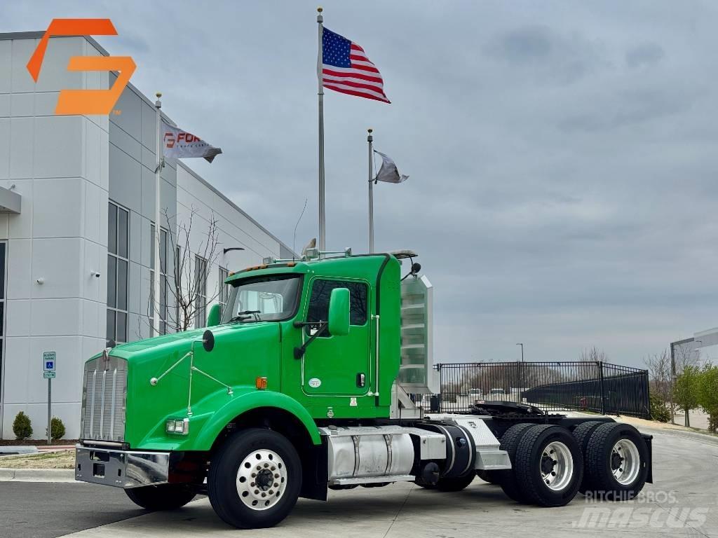 Kenworth T800 Седельные тягачи