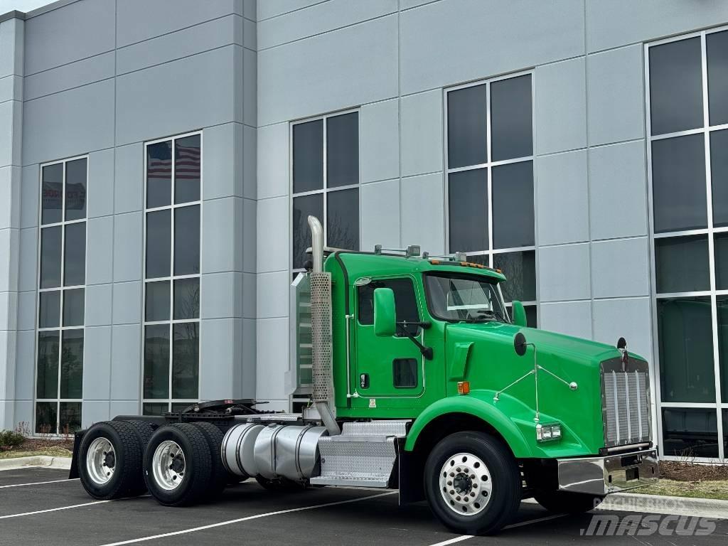 Kenworth T800 Седельные тягачи