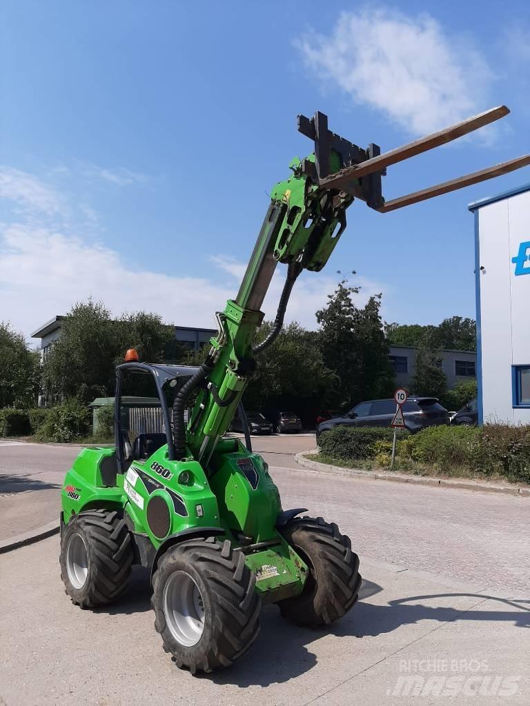 Avant 860 i Многофункциональные сельскохозяйственные погрузчики
