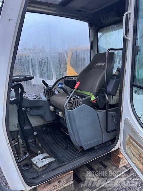 Liebherr A 314 CAB Кабины и интерьер