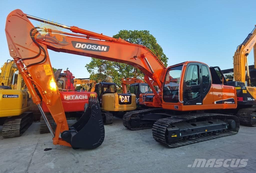 Doosan DX 225 LC Гусеничные экскаваторы