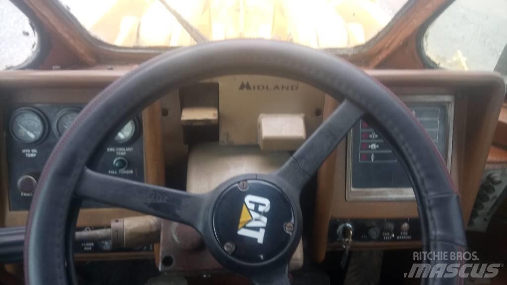 CAT 988B Фронтальные погрузчики