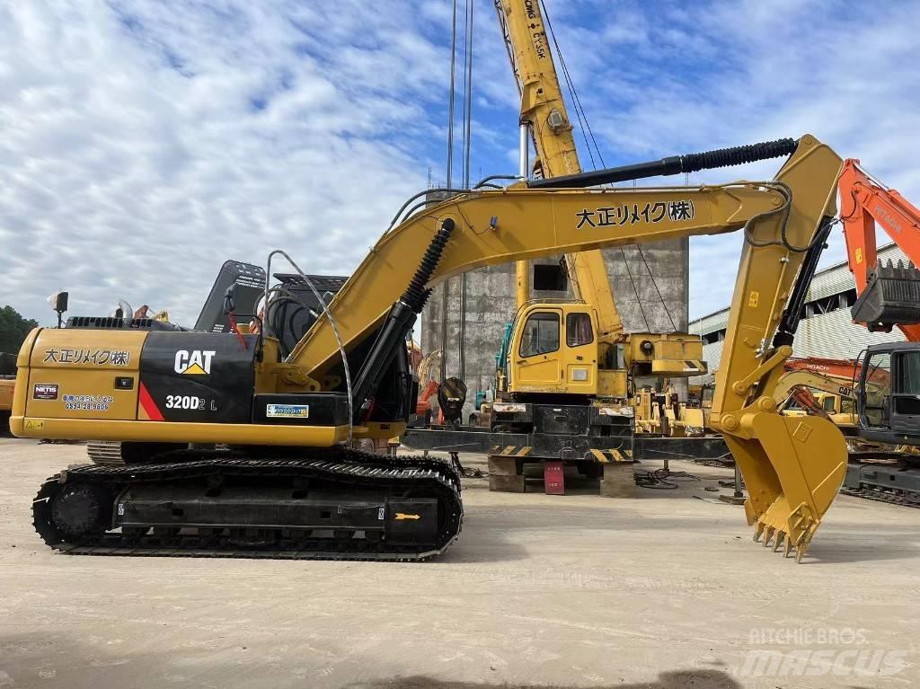 CAT 320 D Гусеничные экскаваторы