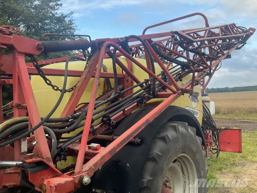 Hardi Comander Прицепные опрыскиватели