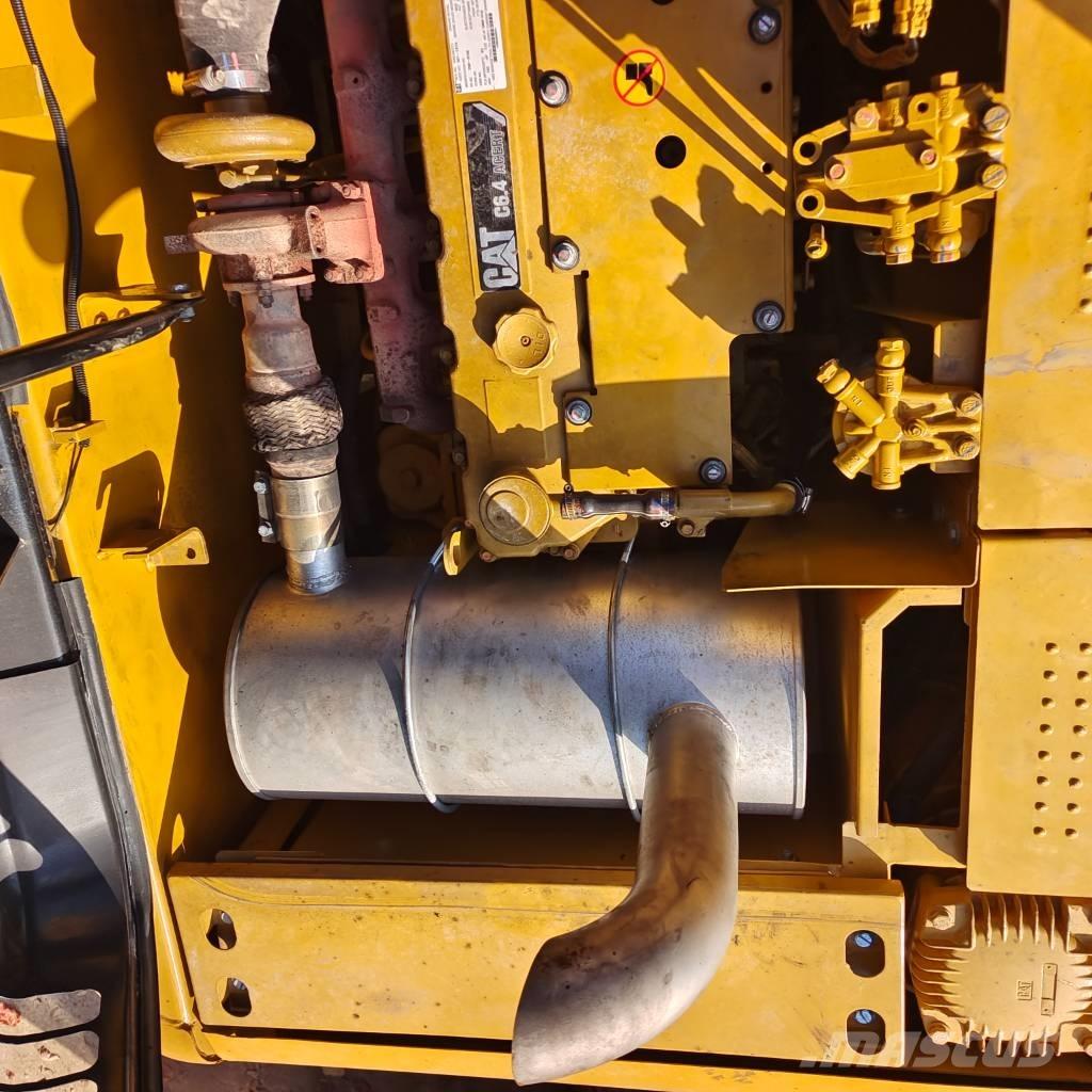 CAT 320DL Гусеничные экскаваторы