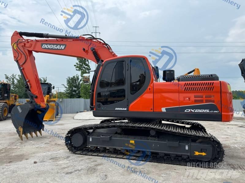 Doosan DX 225 LC-9C Гусеничные экскаваторы