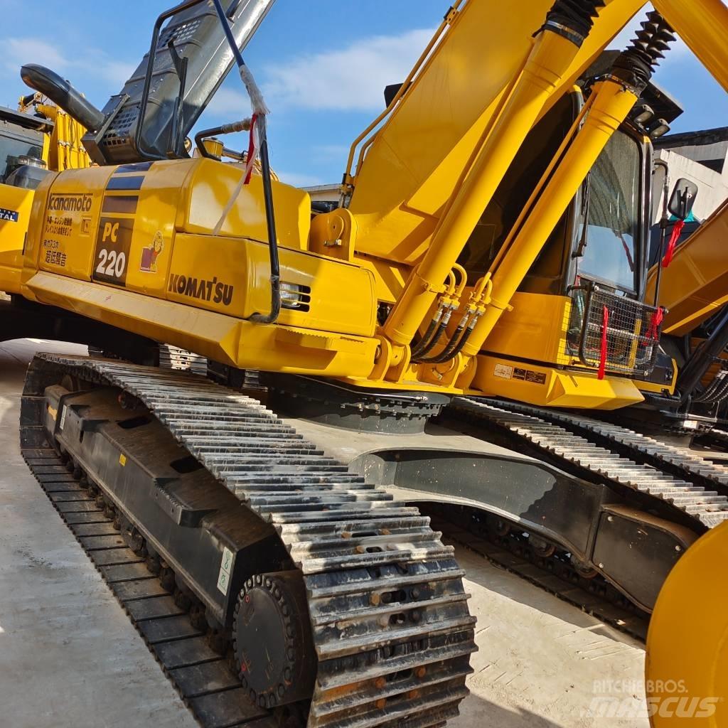 Komatsu PC 200-8 Гусеничные экскаваторы