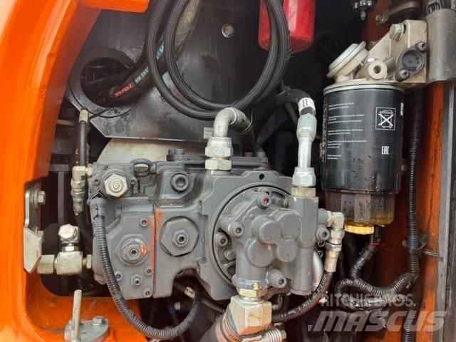 Doosan DX 140 LCR-5 Гусеничные экскаваторы