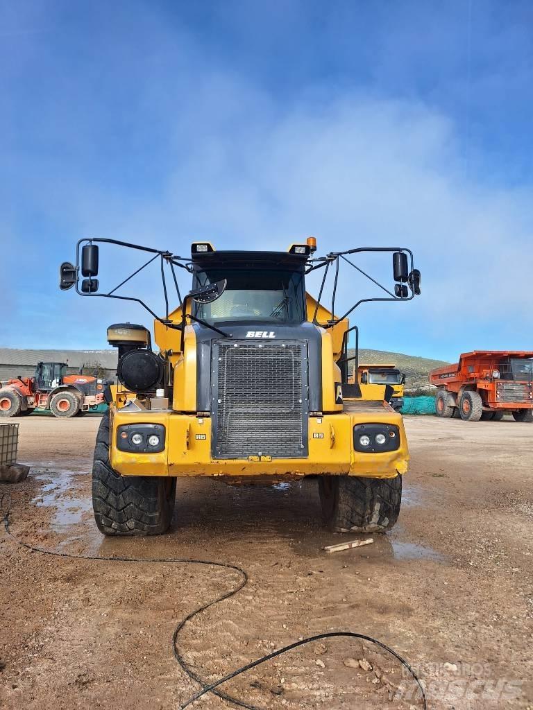 Bell B 50 D Шарнирно-сочленённые самосвалы