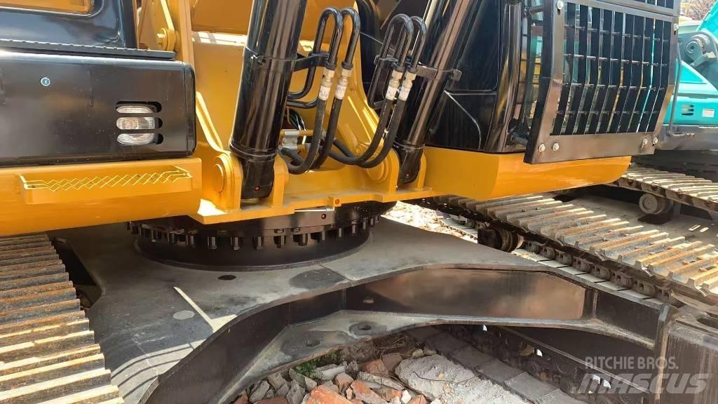 CAT 329 Гусеничные экскаваторы