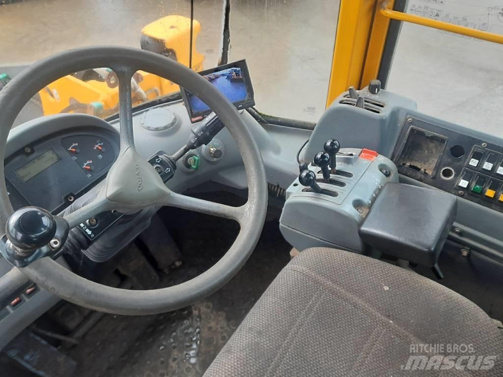 Volvo L 70 E Фронтальные погрузчики