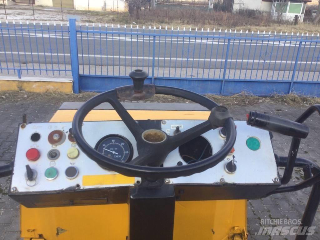 Dynapac CC 101 Катки тротуарные