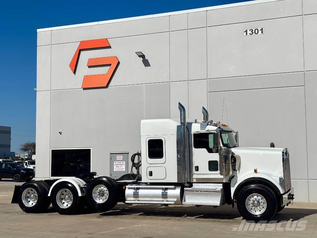 Kenworth W 900 Седельные тягачи