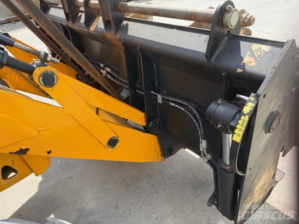 JCB 3 CX Экскаваторы-погрузчики