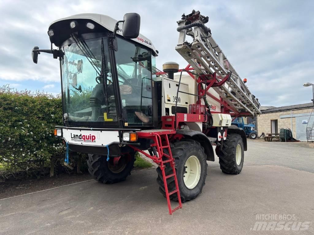 Landquip 3500 Самоходные опрыскиватели