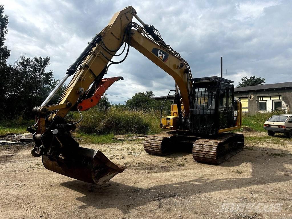 CAT 313FL Гусеничные экскаваторы